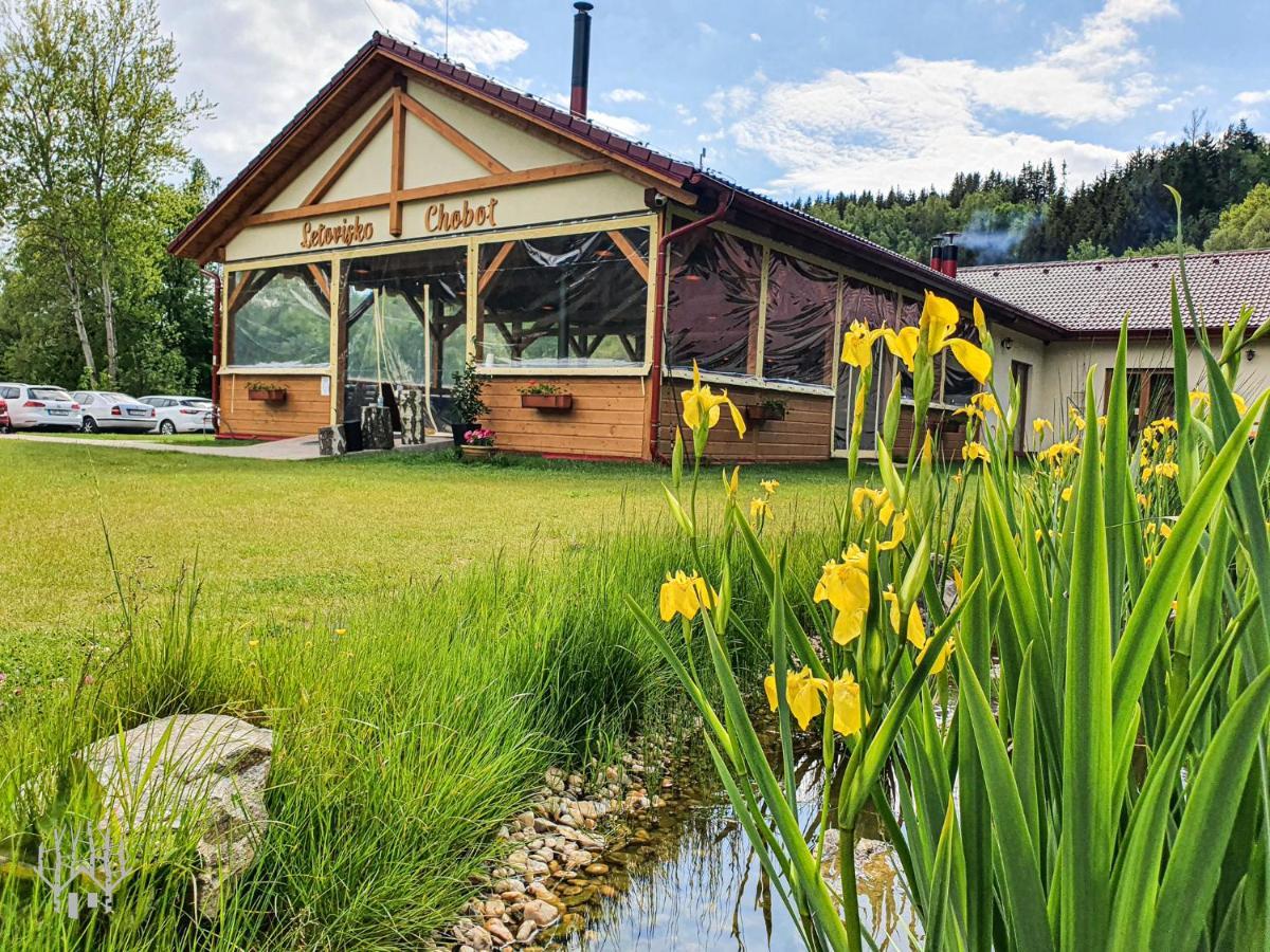 Letovisko Chobot - Village Resort Kacov Exterior photo
